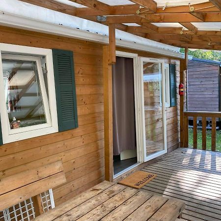 Mobil-Home Agreable Au Pieds Du Lac De Passy ปาสซี ภายนอก รูปภาพ